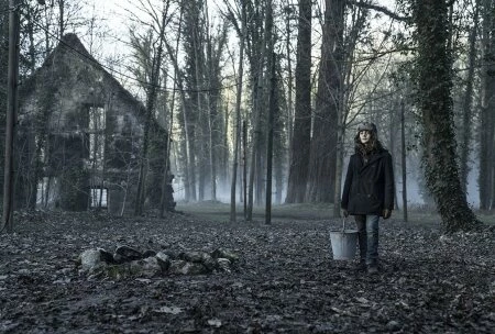 Момент из сериала Ходячие мертвецы Дэрил Диксон